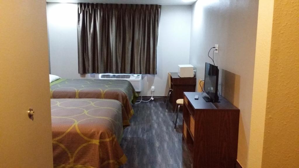 Super 8 By Wyndham San Diego/Imperial Beach Extérieur photo