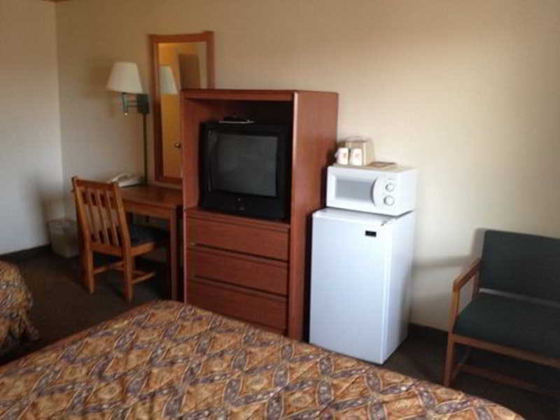 Super 8 By Wyndham San Diego/Imperial Beach Extérieur photo